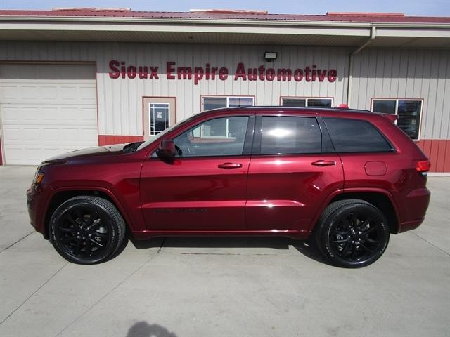 used 2020 Jeep Grand Cherokee car, priced at $31,799