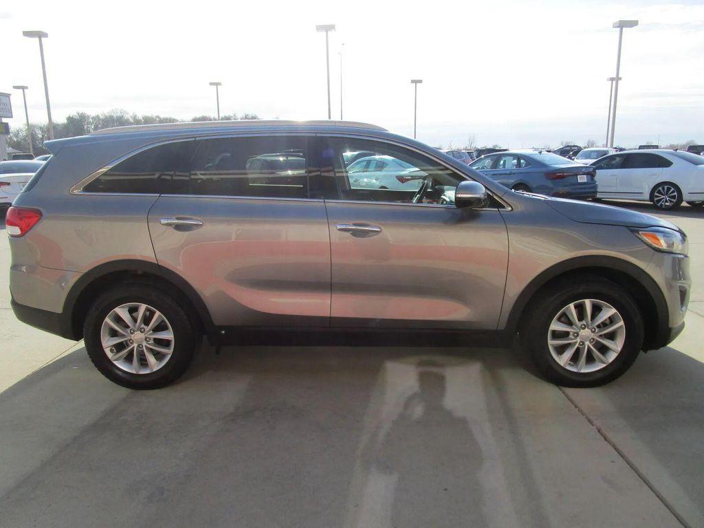 used 2018 Kia Sorento car