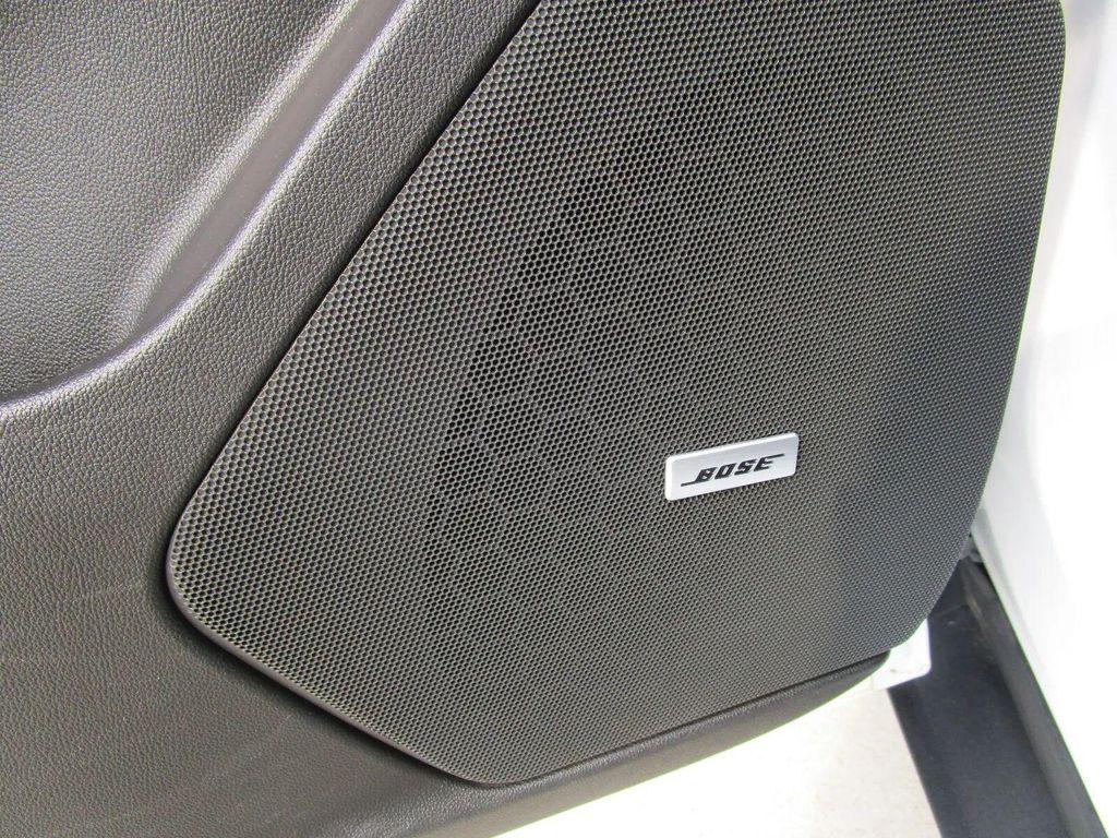 used 2020 Cadillac XT5 car, priced at $27,990