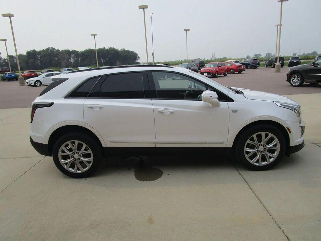 used 2020 Cadillac XT5 car, priced at $27,990