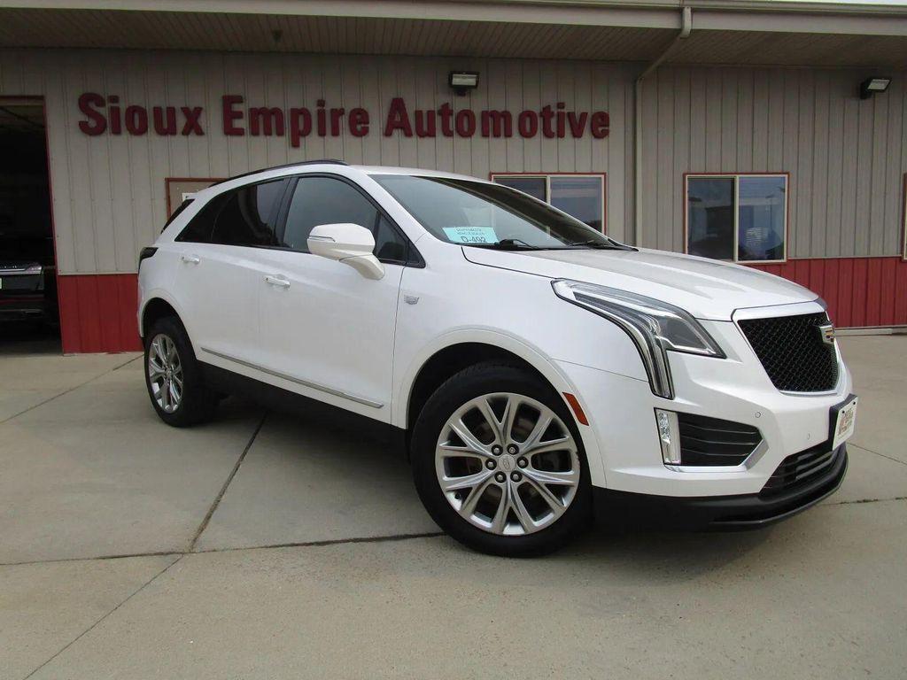 used 2020 Cadillac XT5 car, priced at $27,990