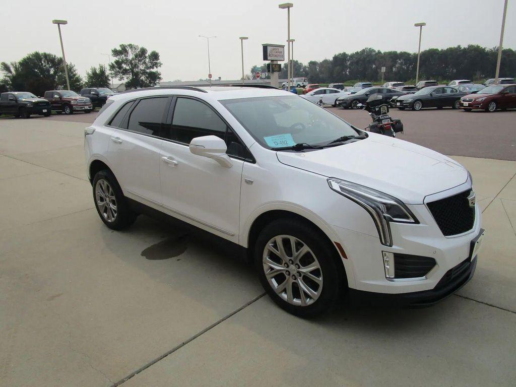 used 2020 Cadillac XT5 car, priced at $27,990