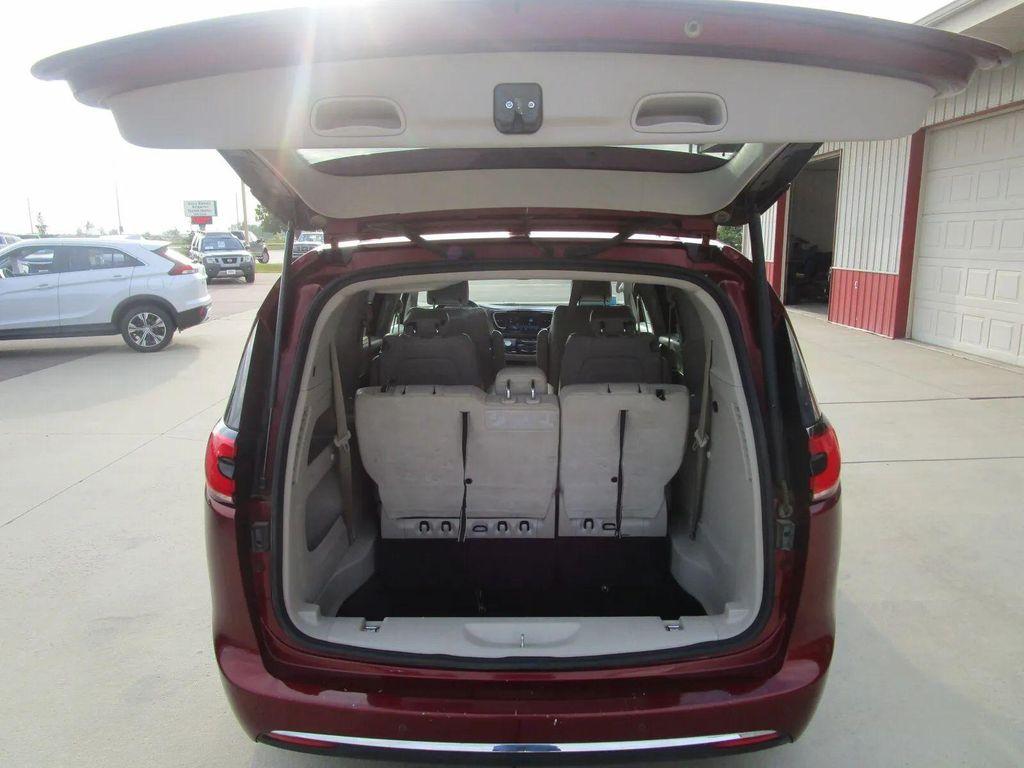 used 2021 Chrysler Pacifica car, priced at $21,890