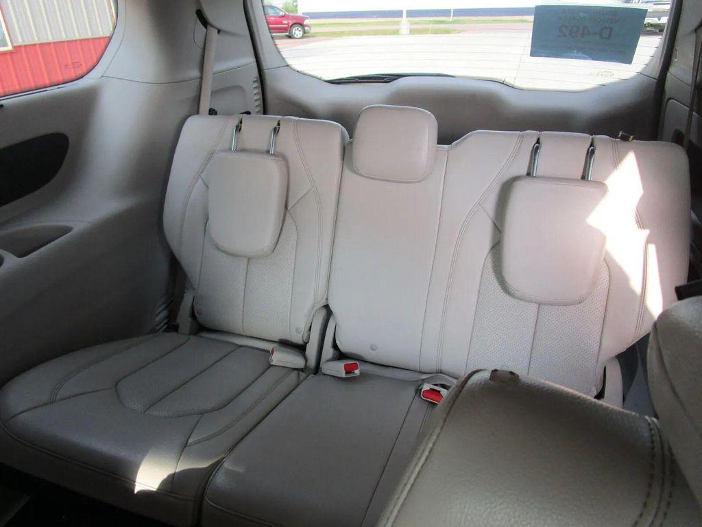 used 2021 Chrysler Pacifica car, priced at $21,890