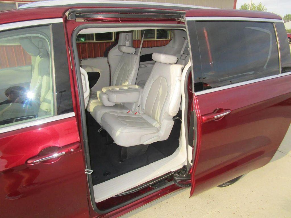 used 2021 Chrysler Pacifica car, priced at $21,890