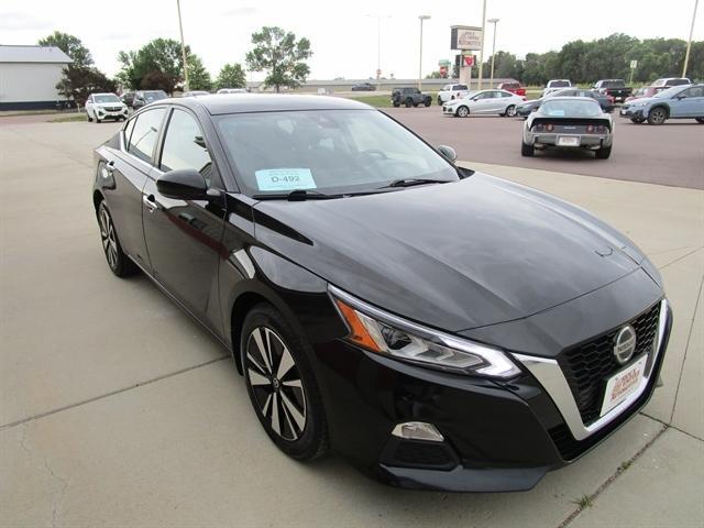 used 2021 Nissan Altima car, priced at $15,499