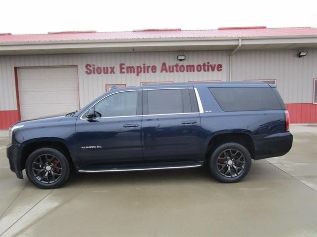 used 2019 GMC Yukon XL car, priced at $27,990