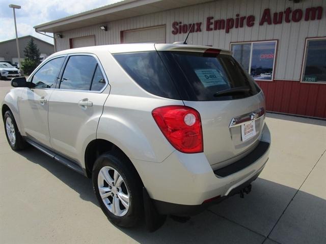 used 2015 Chevrolet Equinox car, priced at $10,900