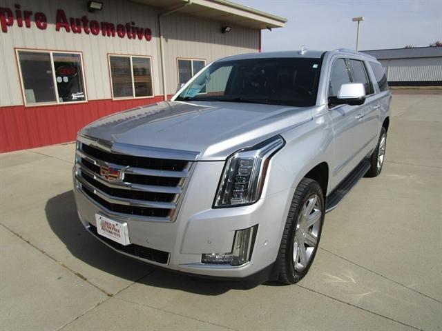 used 2018 Cadillac Escalade ESV car, priced at $27,690