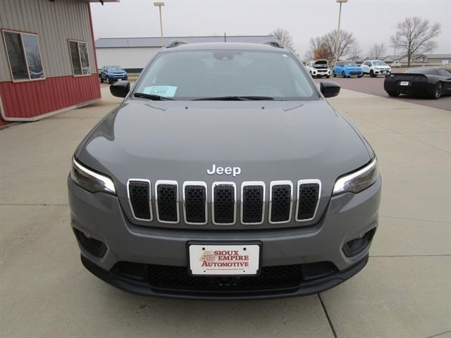 used 2022 Jeep Cherokee car, priced at $23,990