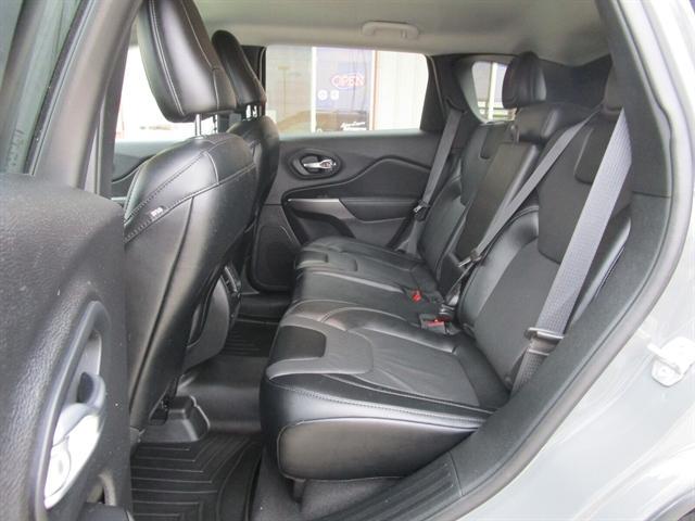 used 2022 Jeep Cherokee car, priced at $23,990