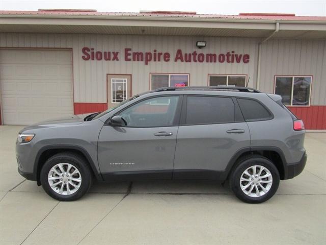 used 2022 Jeep Cherokee car, priced at $23,990