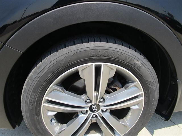 used 2014 Hyundai Santa Fe car, priced at $10,990