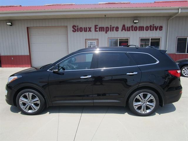 used 2014 Hyundai Santa Fe car, priced at $10,990