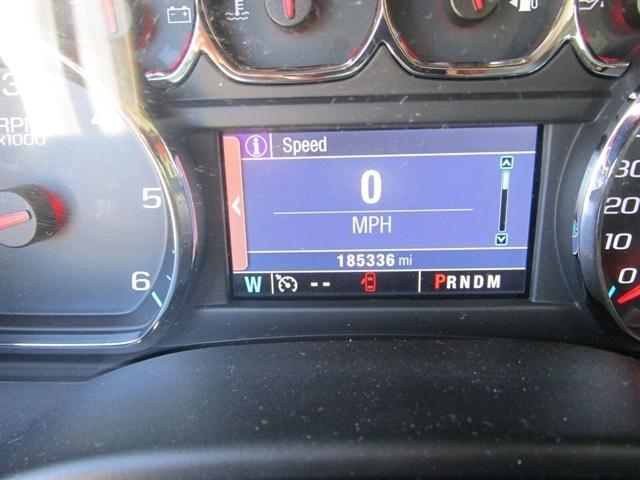 used 2015 Chevrolet Suburban car, priced at $10,900