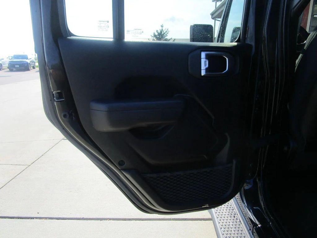 used 2022 Jeep Gladiator car, priced at $39,990