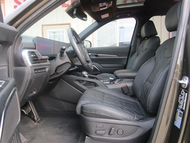 used 2024 Kia Telluride car, priced at $47,990