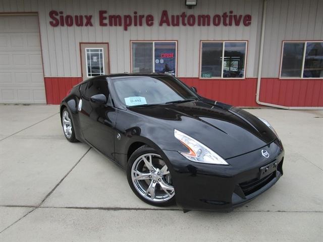 used 2009 Nissan 370Z car, priced at $15,990