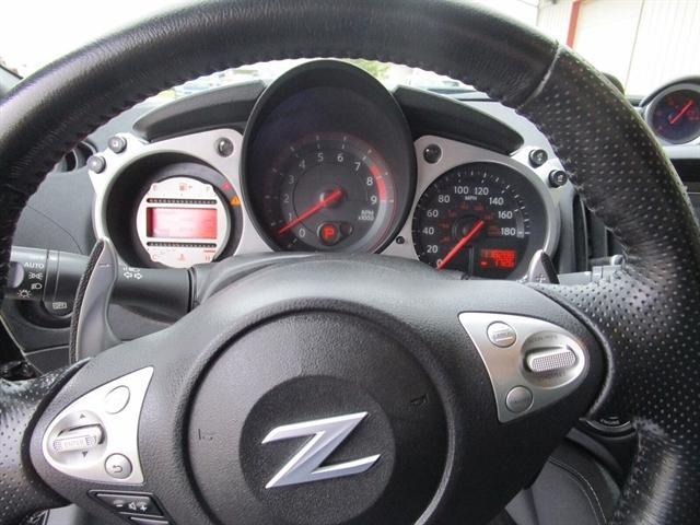 used 2009 Nissan 370Z car, priced at $15,990