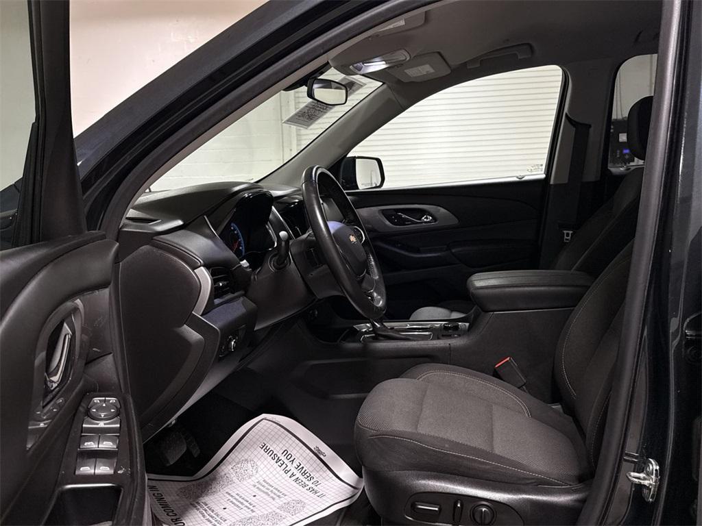 used 2019 Chevrolet Traverse car, priced at $20,487