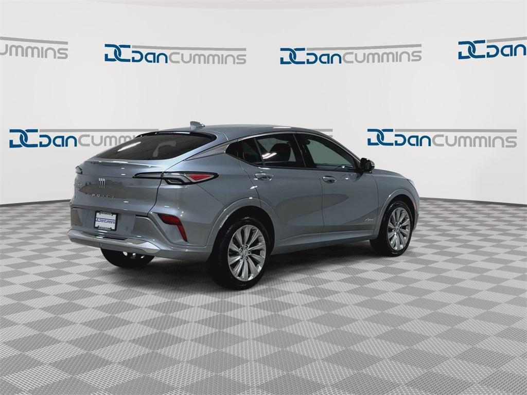 new 2025 Buick Envista car, priced at $30,334