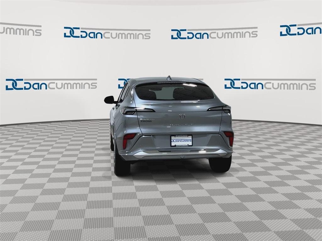 new 2025 Buick Envista car, priced at $30,334