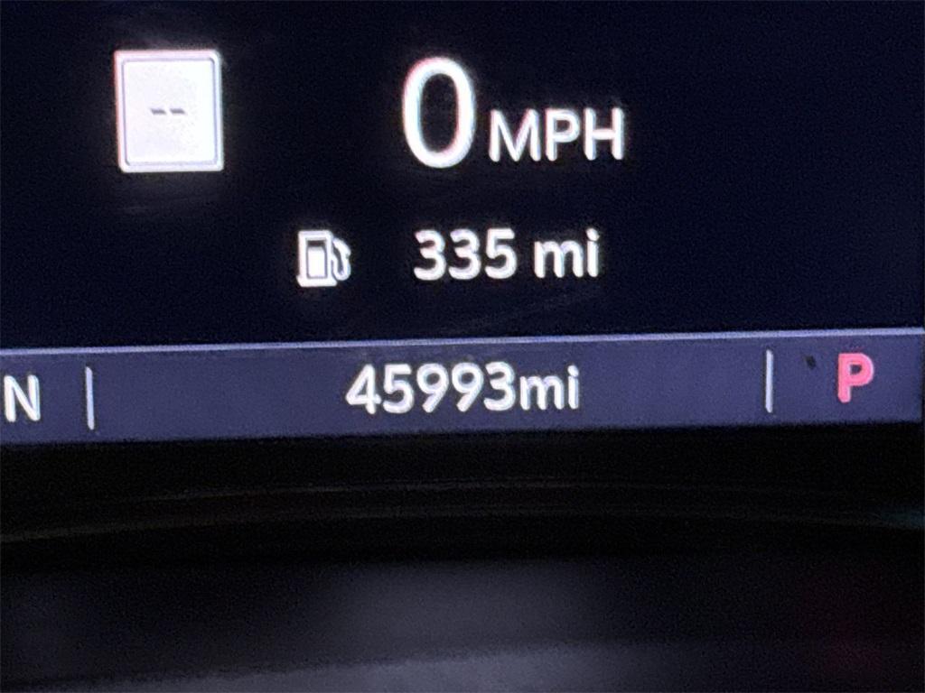 used 2023 Chevrolet Traverse car, priced at $34,947