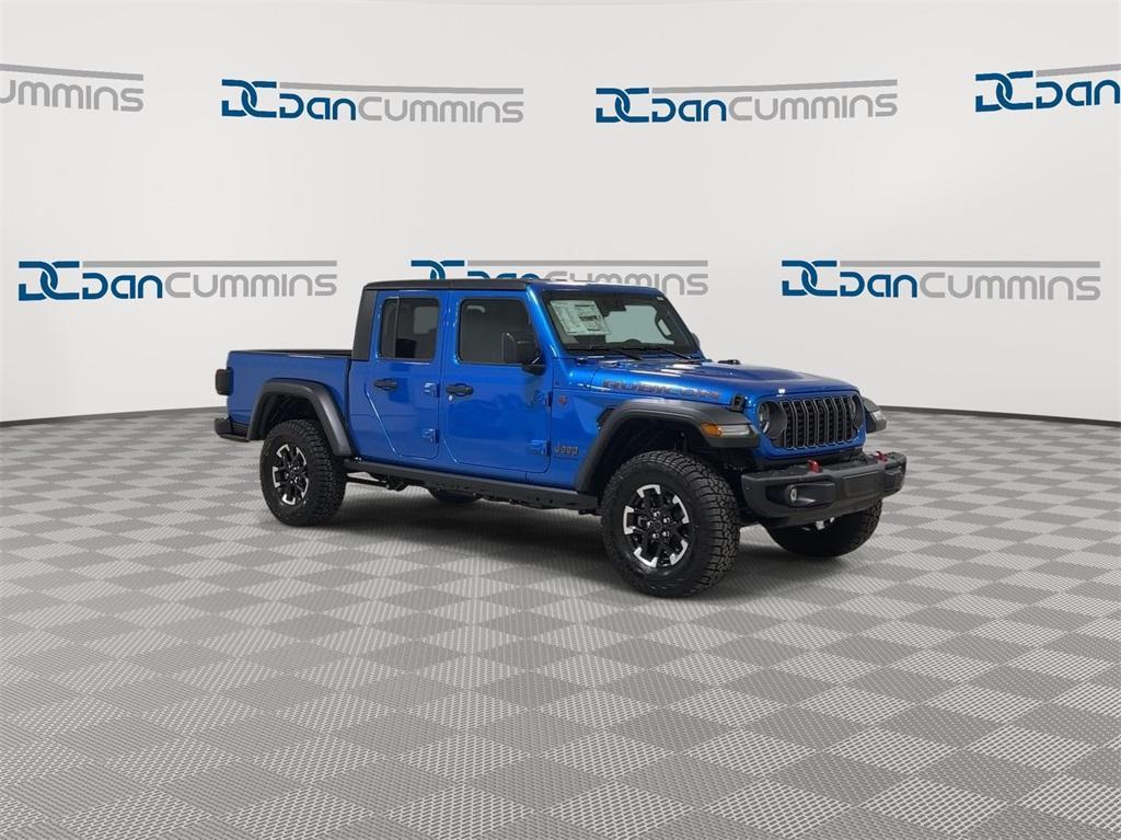 new 2024 Jeep Gladiator car, priced at $45,422