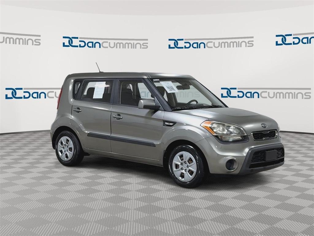 used 2013 Kia Soul car, priced at $8,900
