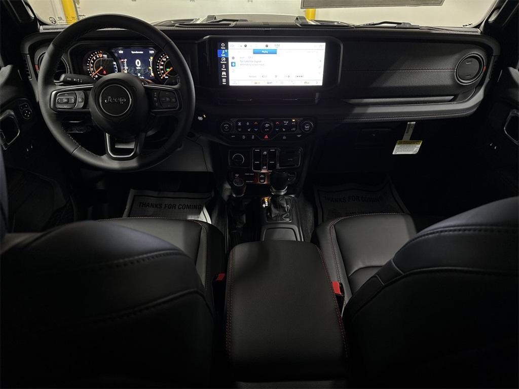 new 2025 Jeep Gladiator car, priced at $48,242