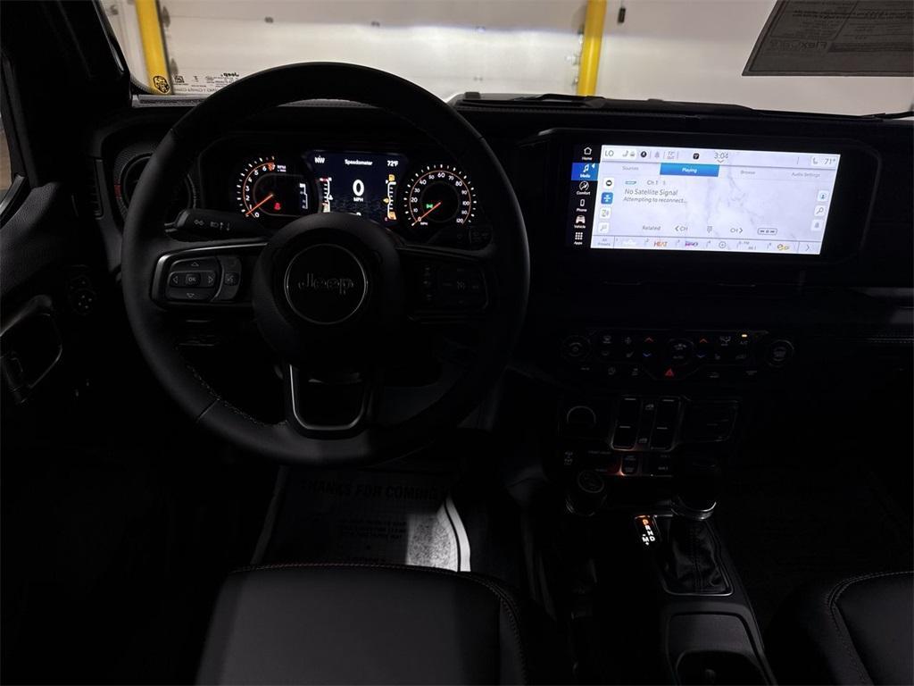 new 2025 Jeep Gladiator car, priced at $48,242