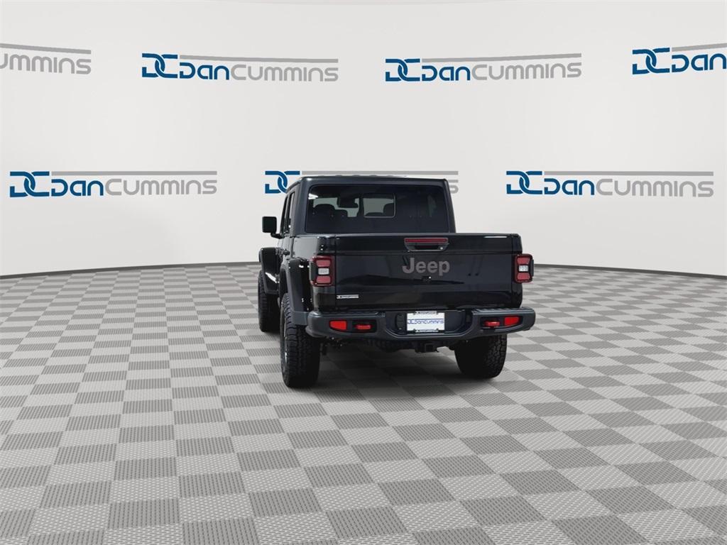 new 2025 Jeep Gladiator car, priced at $48,242