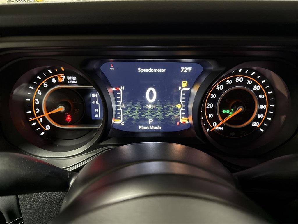 new 2025 Jeep Gladiator car, priced at $48,242