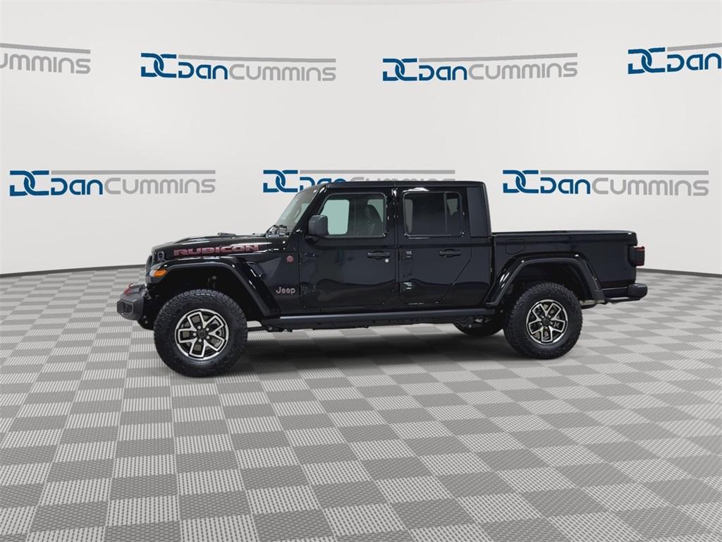 new 2025 Jeep Gladiator car, priced at $48,242