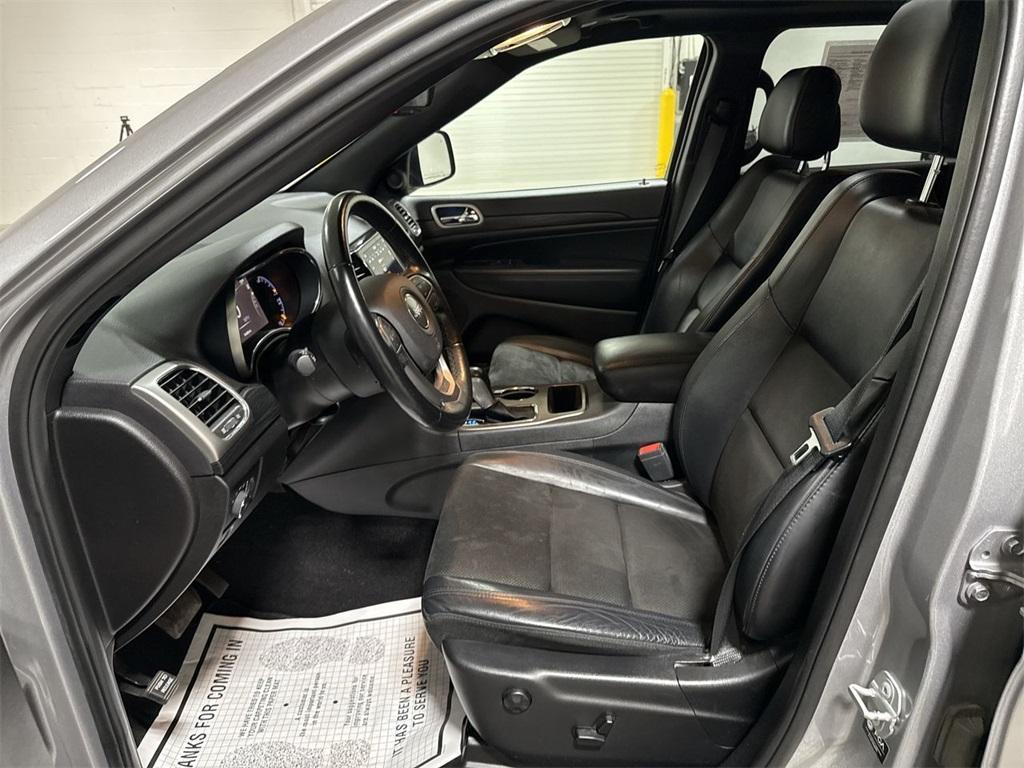 used 2021 Jeep Grand Cherokee car, priced at $21,787