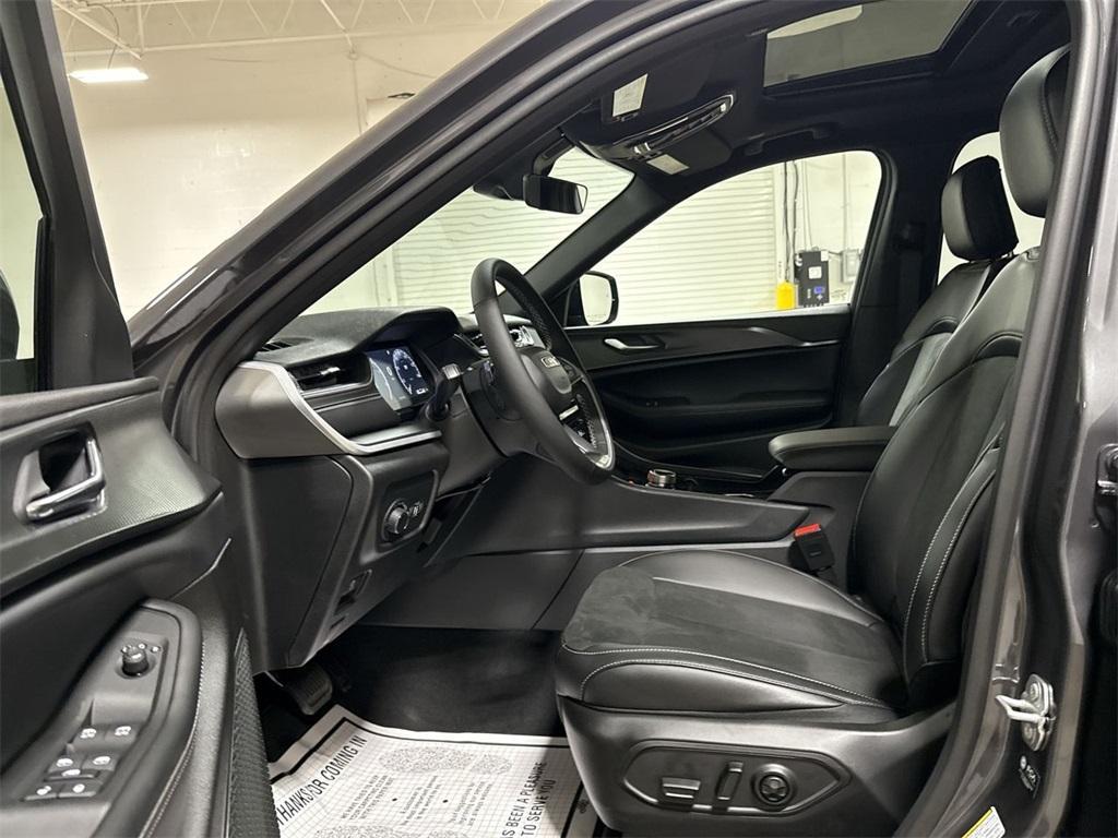 new 2025 Jeep Grand Cherokee L car, priced at $43,615