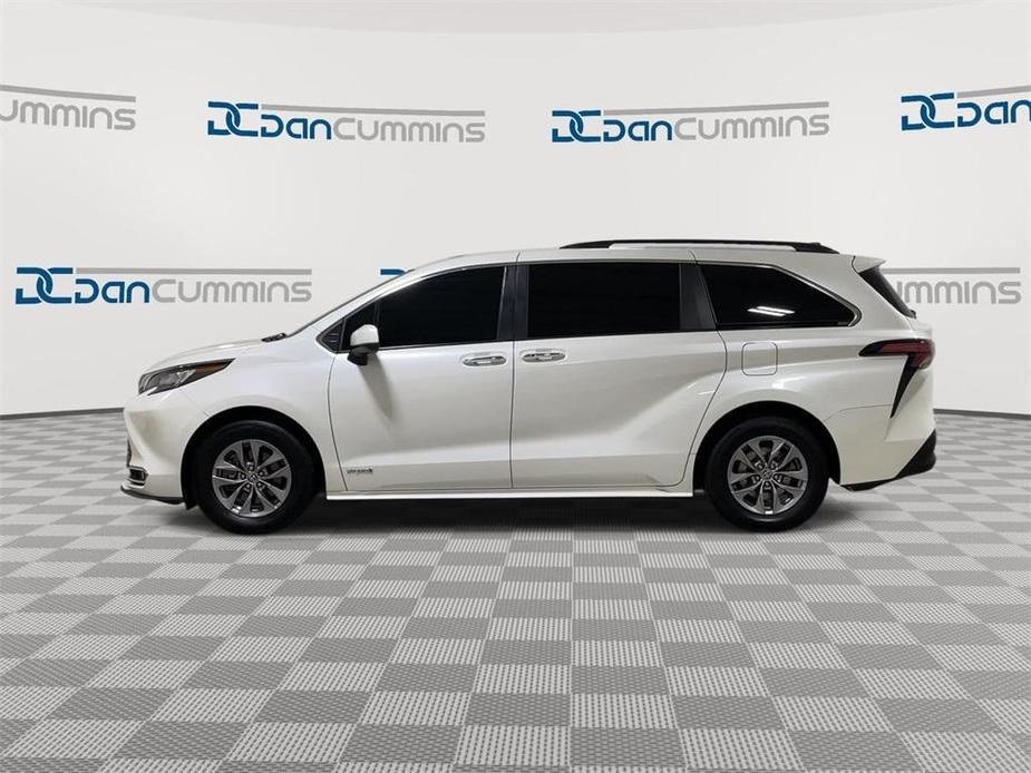 used 2021 Toyota Sienna car, priced at $33,587