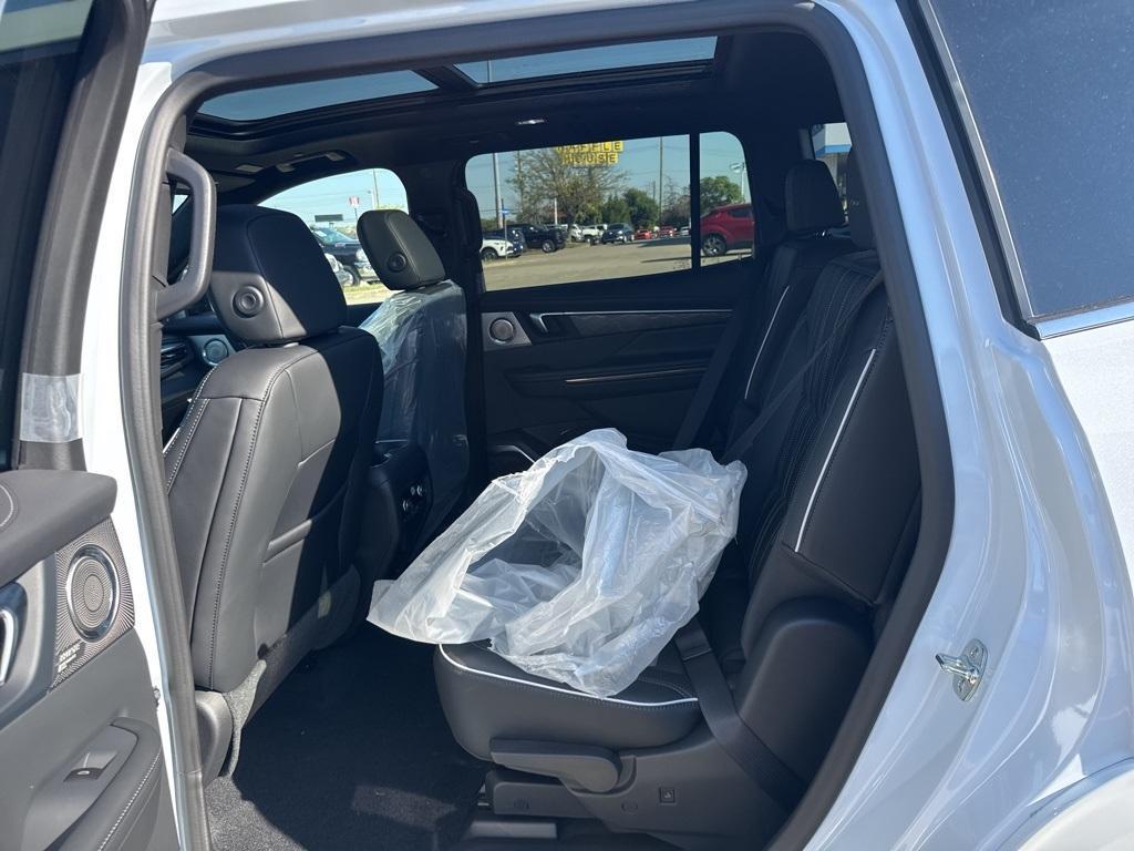 new 2026 Buick Enclave car, priced at $64,092