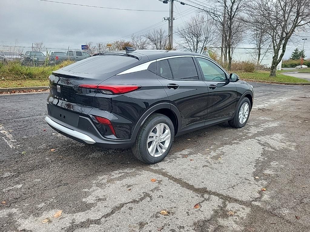 new 2025 Buick Envista car, priced at $25,885