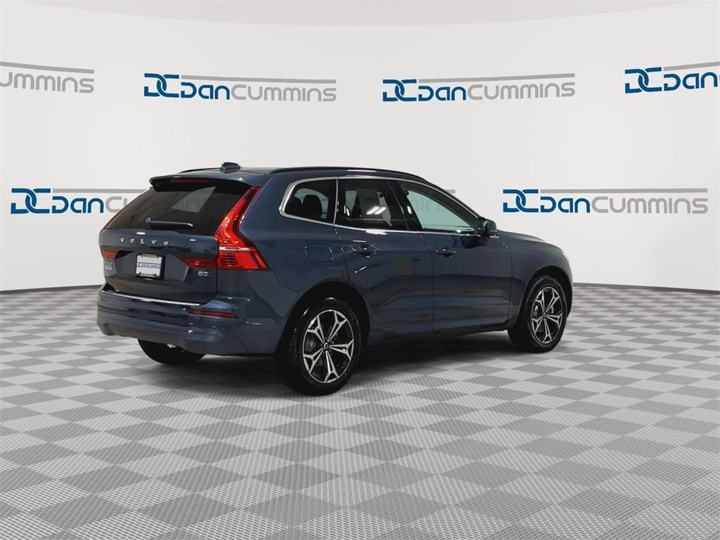 used 2022 Volvo XC60 car, priced at $35,987