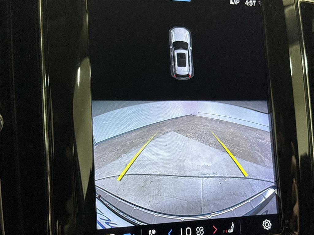 used 2022 Volvo XC60 car, priced at $35,987