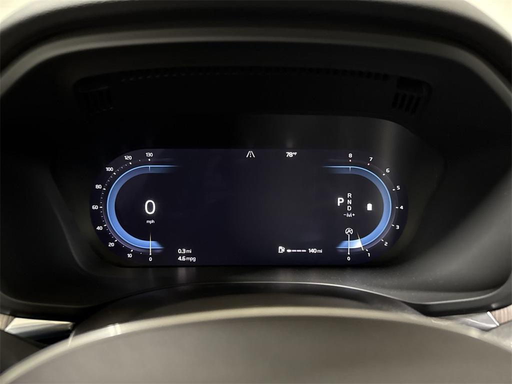 used 2022 Volvo XC60 car, priced at $35,987