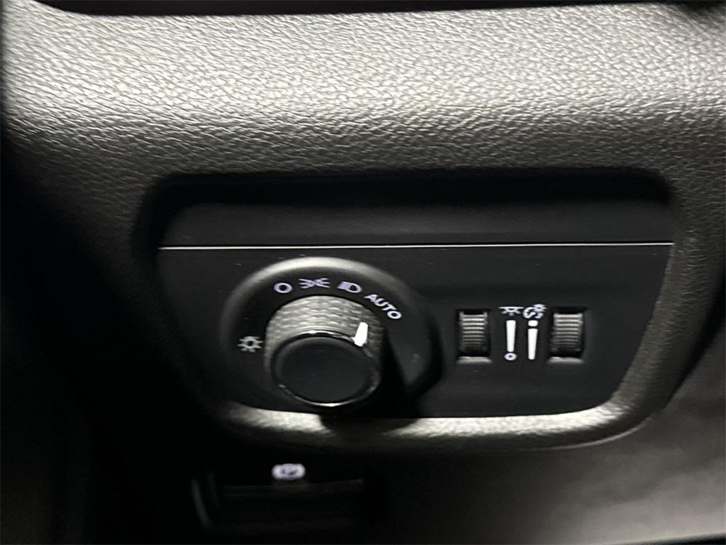 used 2023 Jeep Grand Cherokee L car, priced at $28,987