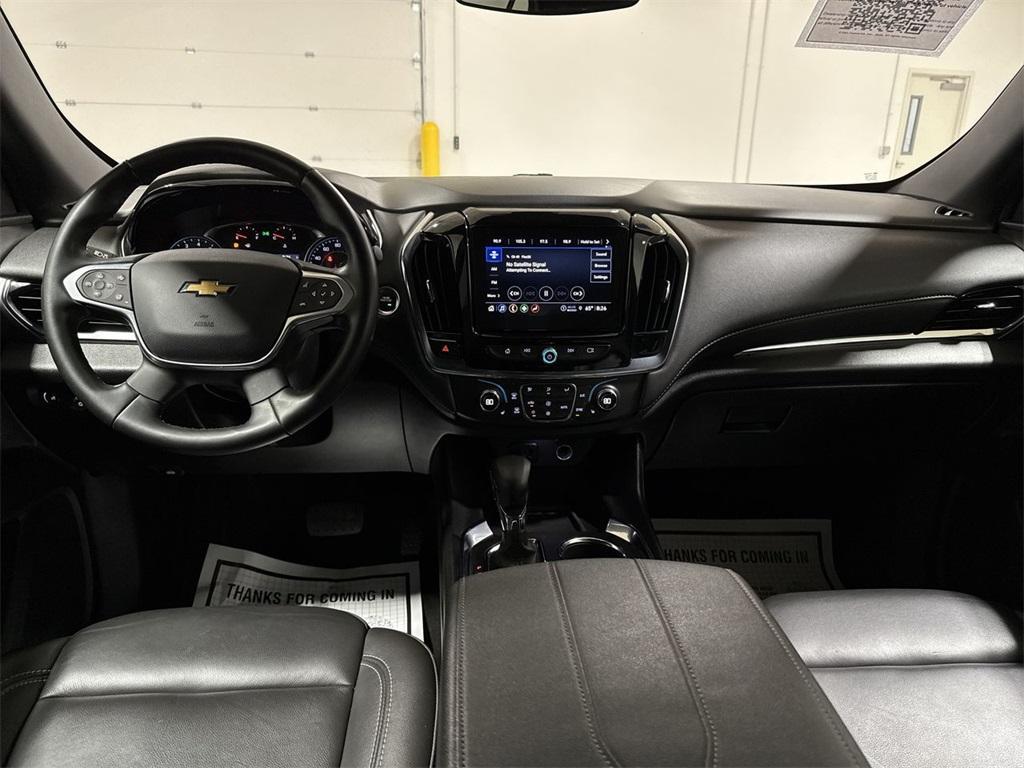 used 2023 Chevrolet Traverse car, priced at $33,987