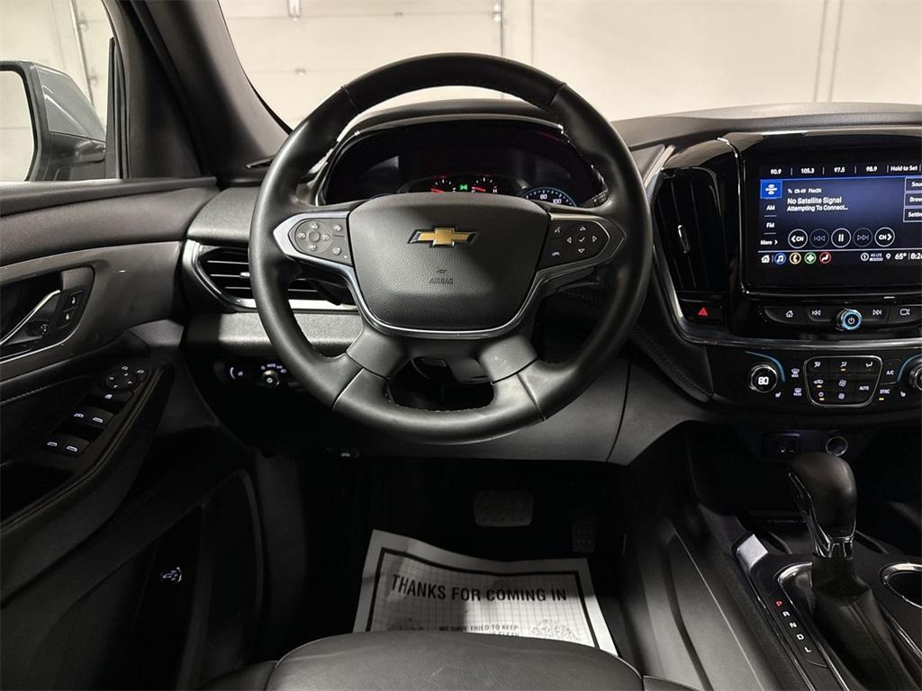used 2023 Chevrolet Traverse car, priced at $33,987