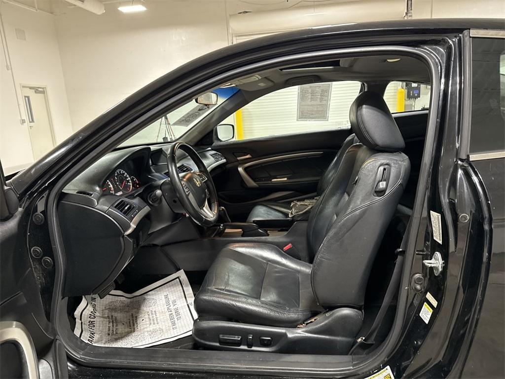 used 2009 Honda Accord car, priced at $5,900