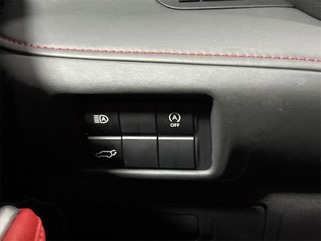 used 2023 Toyota Highlander car, priced at $39,587