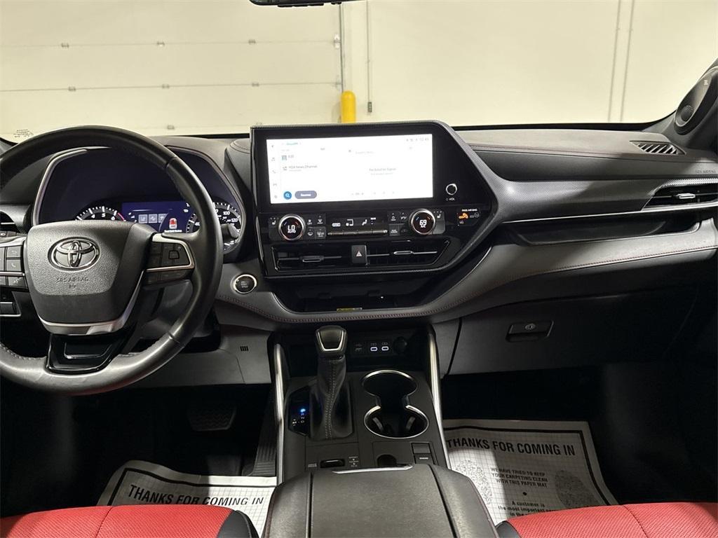 used 2023 Toyota Highlander car, priced at $39,587