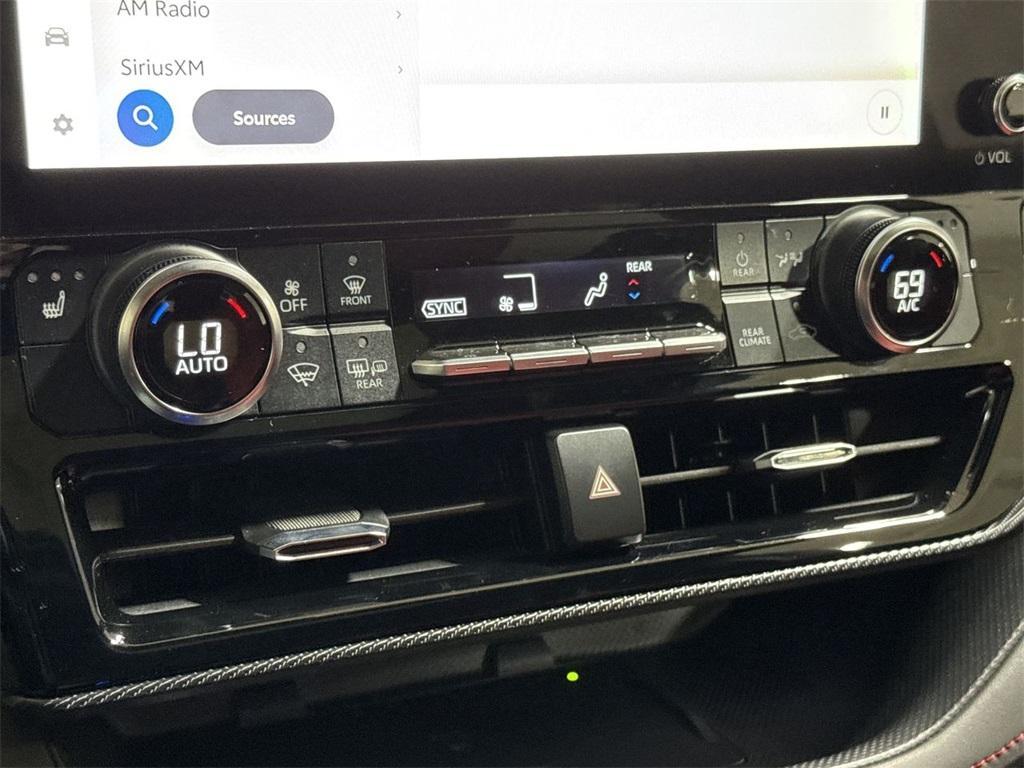 used 2023 Toyota Highlander car, priced at $39,587