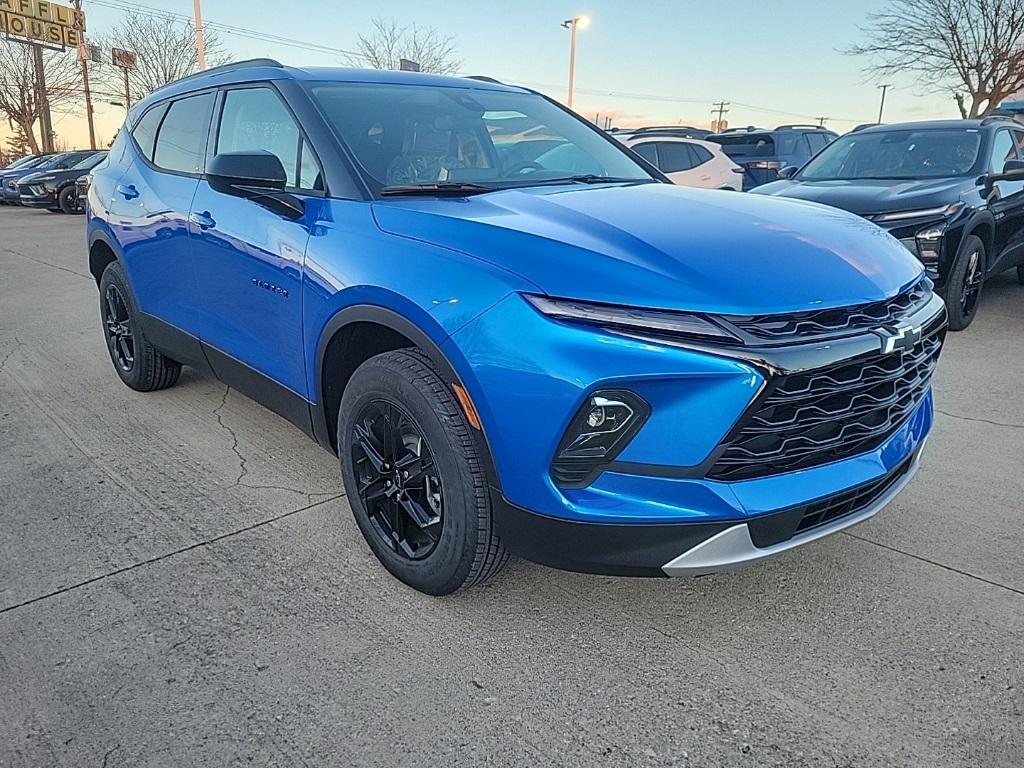 new 2025 Chevrolet Blazer car, priced at $34,785